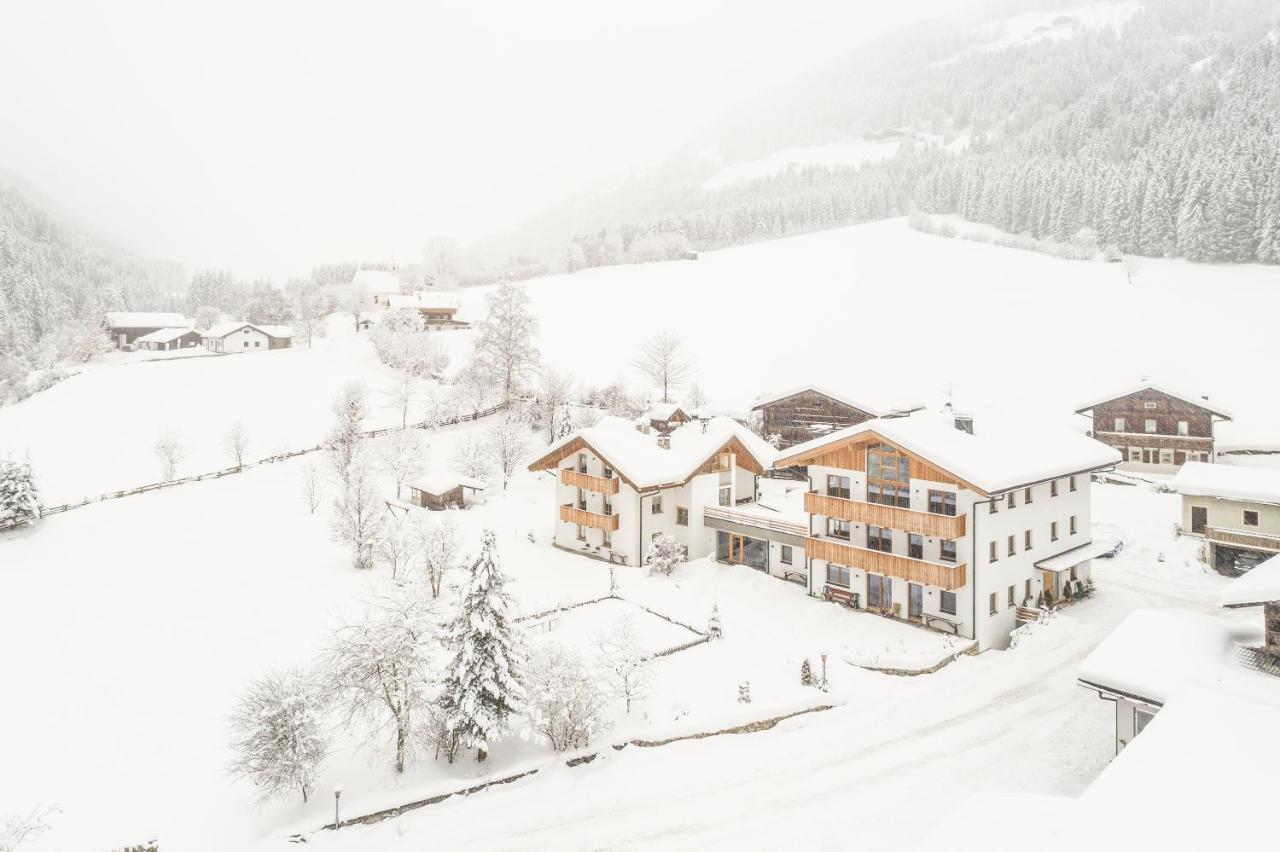 Untermairhof Appartment Residence Selva dei Molini Bagian luar foto