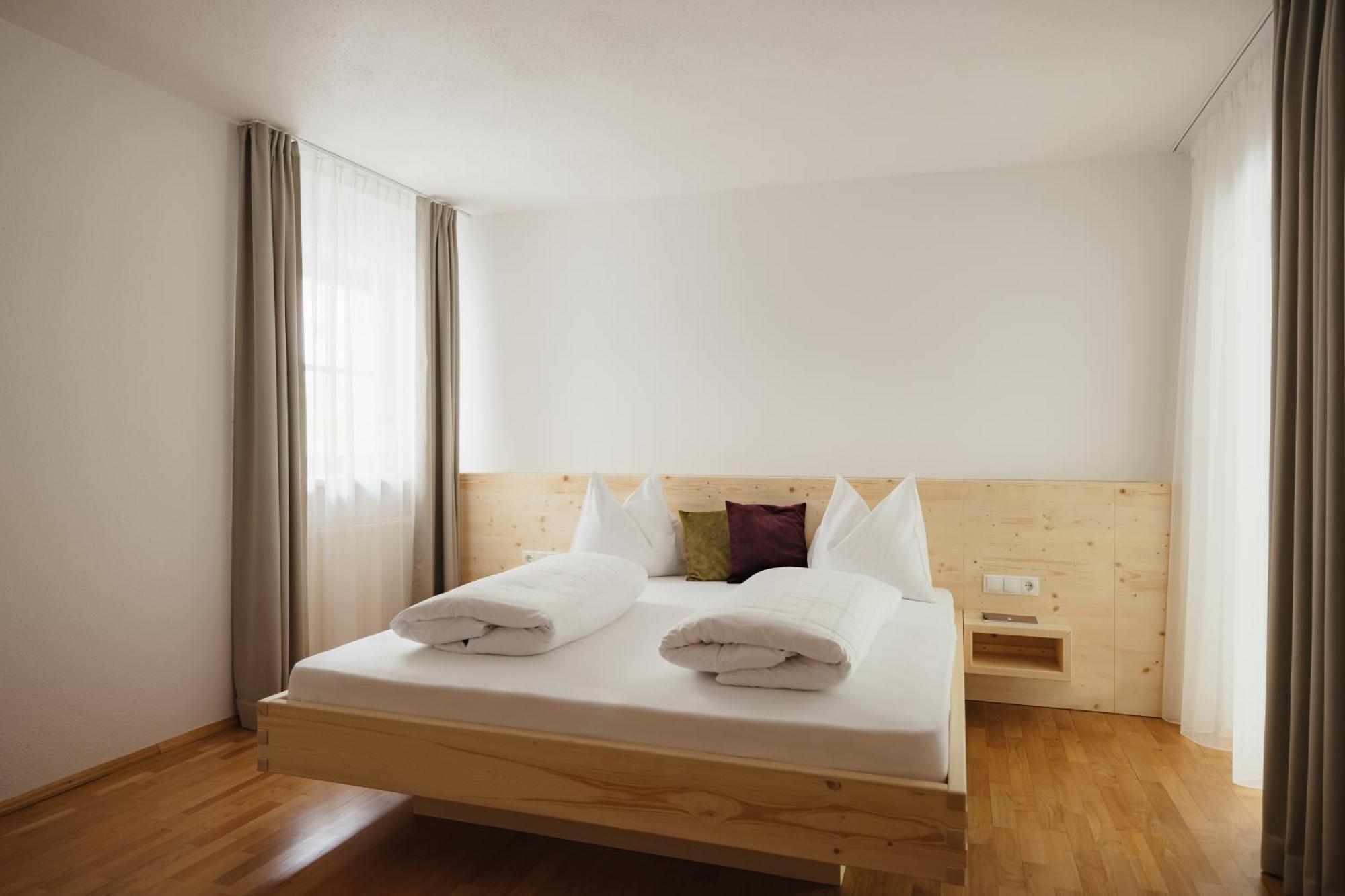 Untermairhof Appartment Residence Selva dei Molini Bagian luar foto