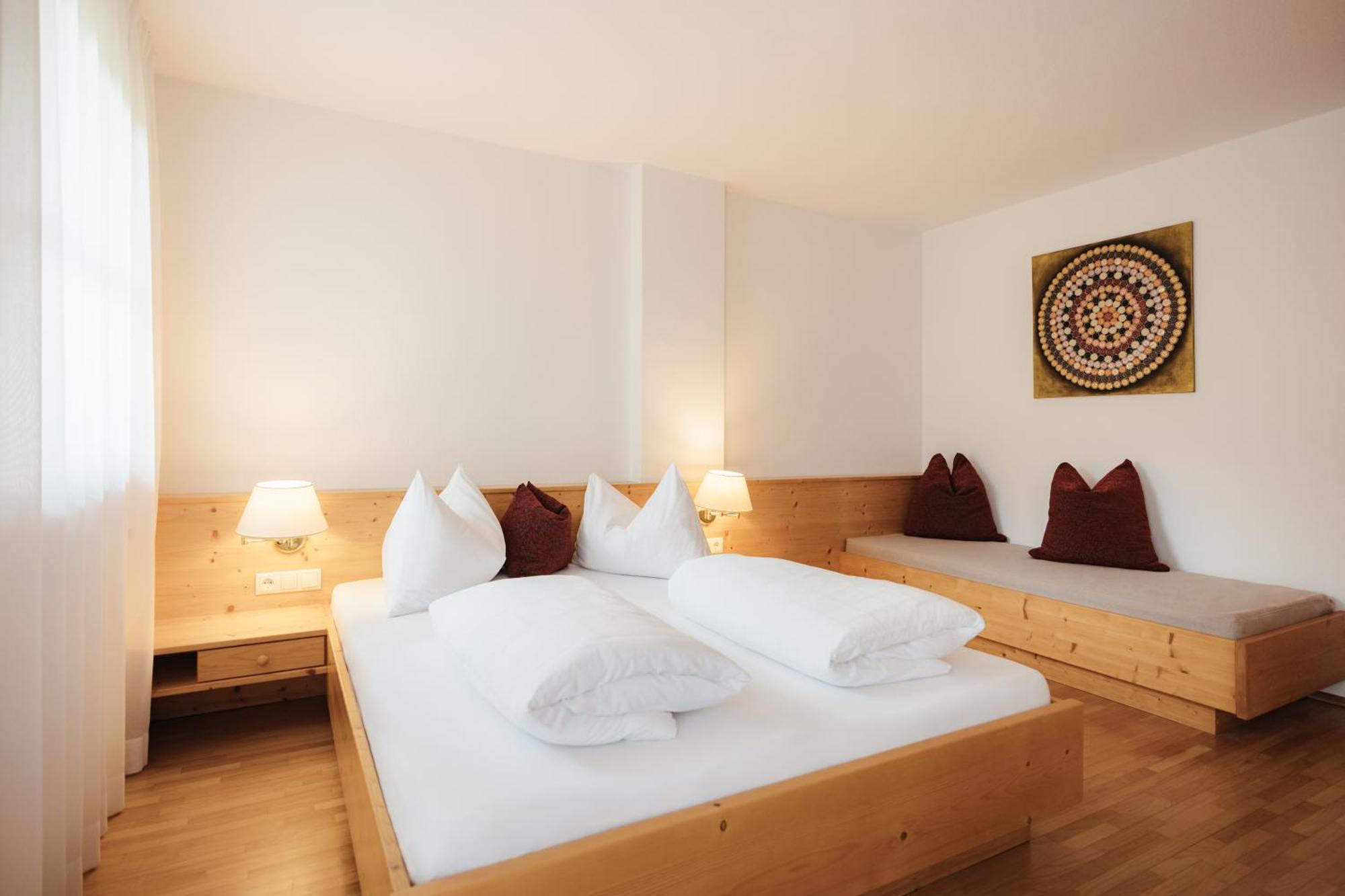 Untermairhof Appartment Residence Selva dei Molini Bagian luar foto