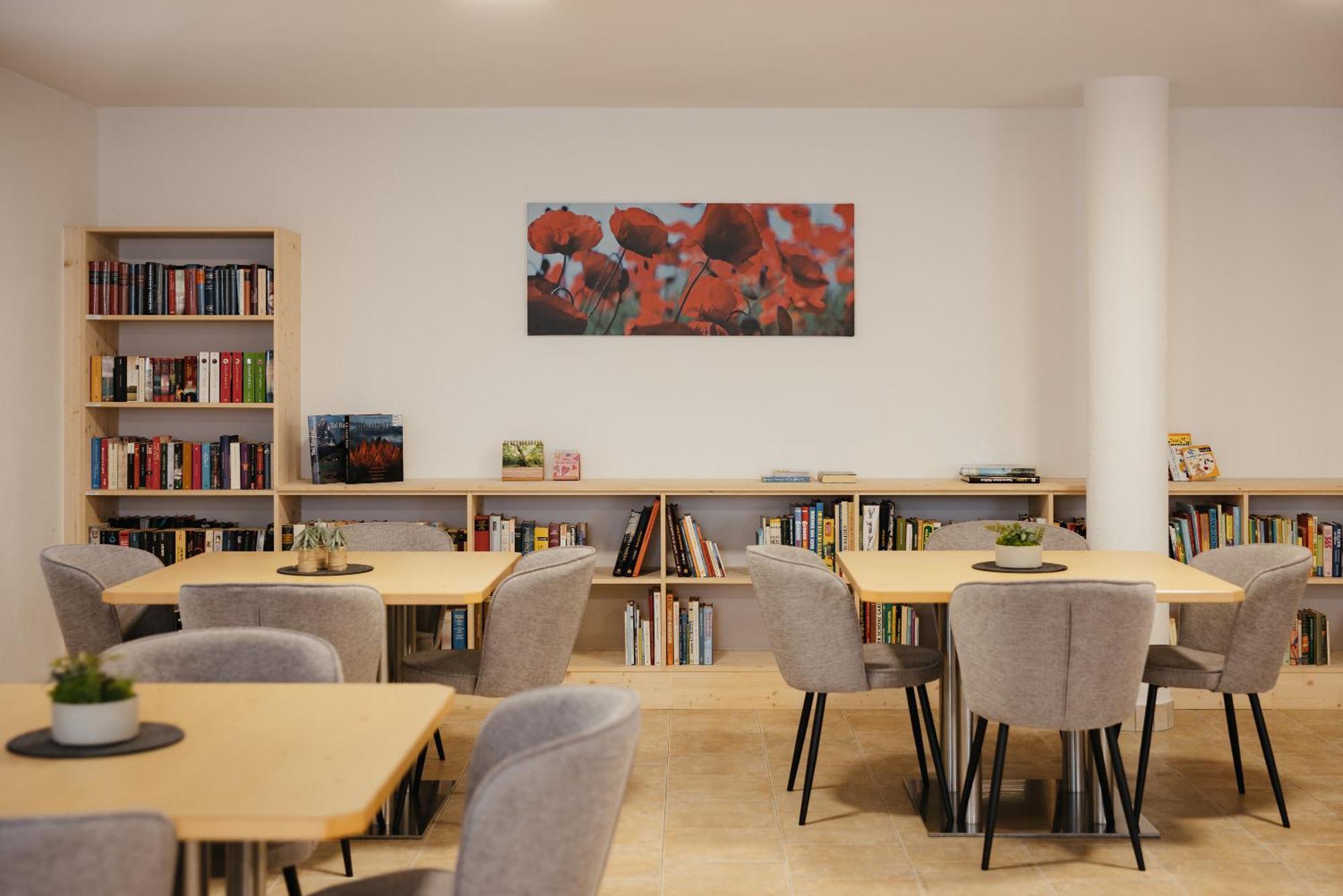 Untermairhof Appartment Residence Selva dei Molini Bagian luar foto