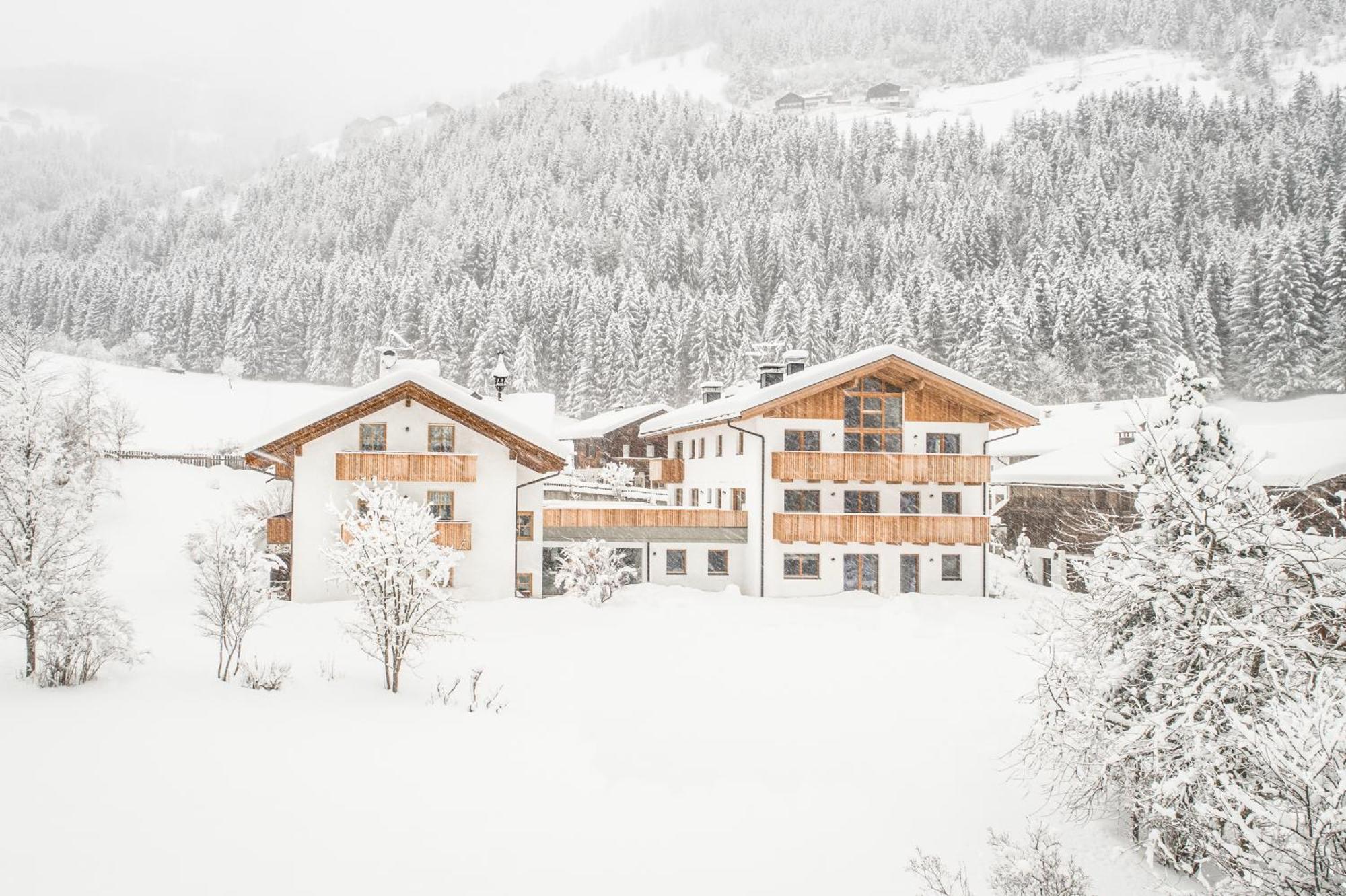 Untermairhof Appartment Residence Selva dei Molini Bagian luar foto